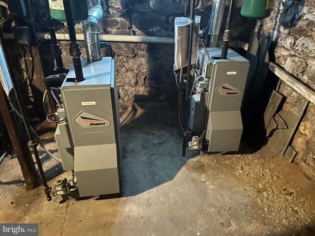 914 SWEDE ST, Norristown, PA 19401