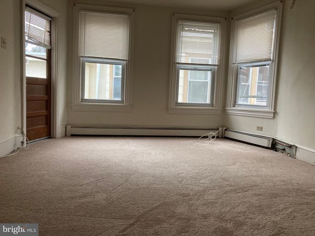 914 SWEDE ST, Norristown, PA 19401