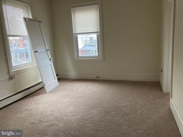 914 SWEDE ST, Norristown, PA 19401