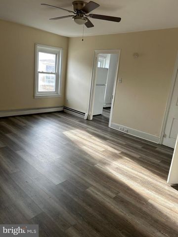 914 SWEDE ST, Norristown, PA 19401