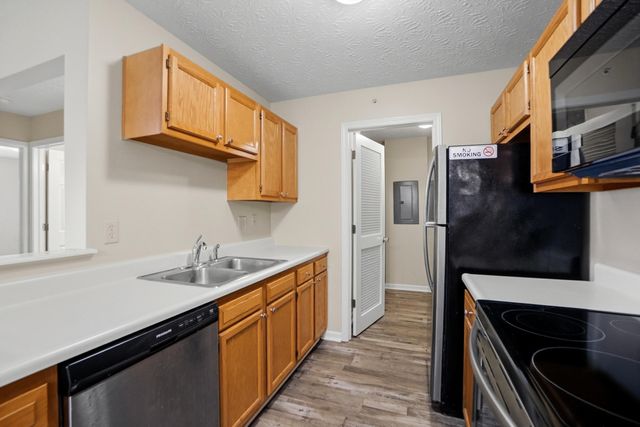 701 Napa Valley Lane, 2, Crestview Hills, KY 41017