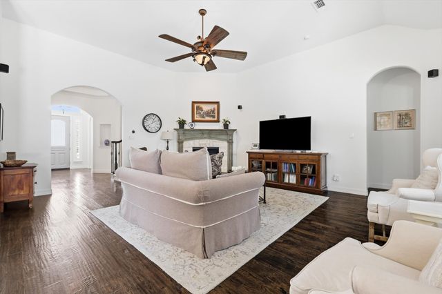 3409 Falken Court, Highland Village, TX 75077