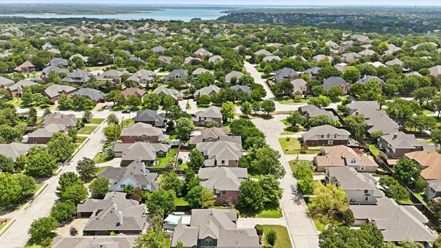 3409 Falken Court, Highland Village, TX 75077