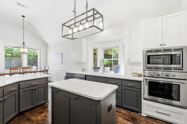 3409 Falken Court, Highland Village, TX 75077