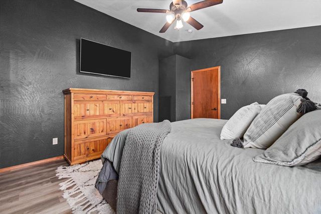 607 DEBRUIN ROAD, Combined Locks, WI 54113