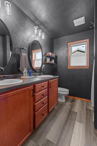 607 DEBRUIN ROAD, Combined Locks, WI 54113