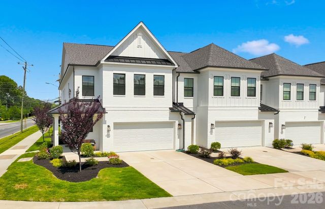 6007 Mariemont Circle, Charlotte, NC 28226