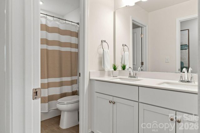 6007 Mariemont Circle, Charlotte, NC 28226