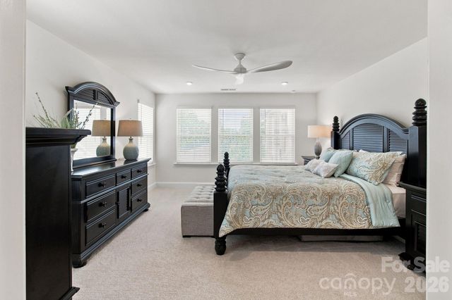 6007 Mariemont Circle, Charlotte, NC 28226