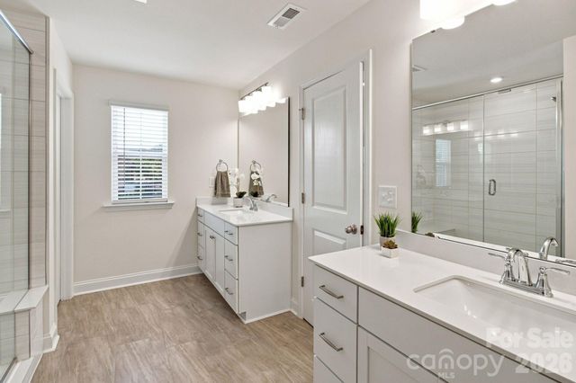 6007 Mariemont Circle, Charlotte, NC 28226