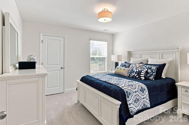 6007 Mariemont Circle, Charlotte, NC 28226