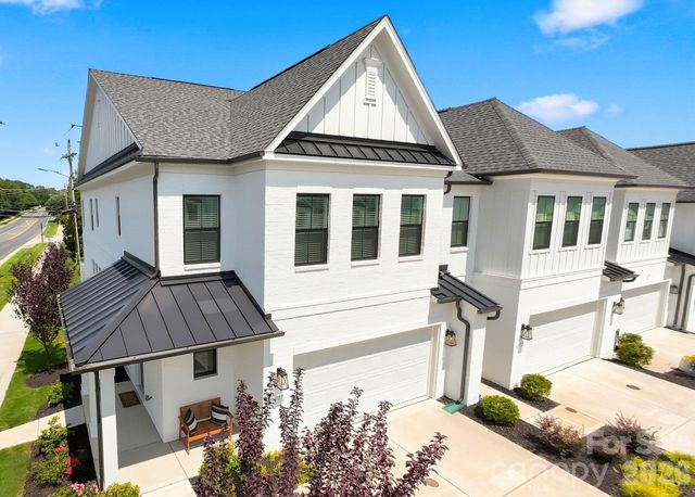 6007 Mariemont Circle, Charlotte, NC 28226