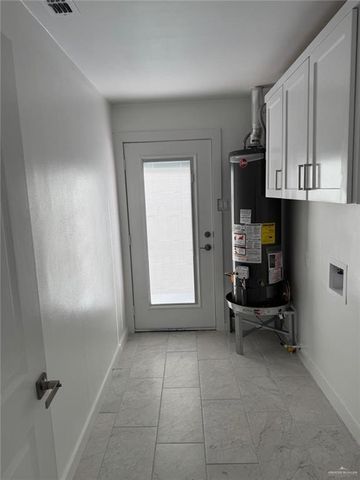 4912 S 36th Street, Mcallen, TX 78503