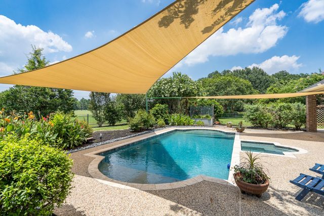 5914 Oakmoss Trail, Spring, TX 77379