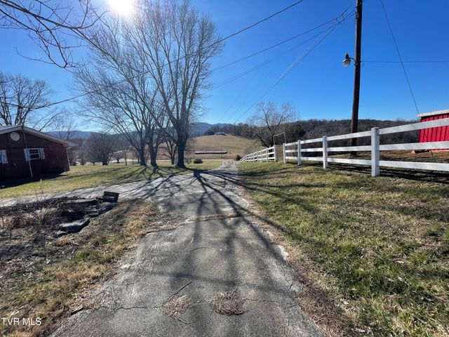 8893 Asheville Highway, Greeneville, TN 37743