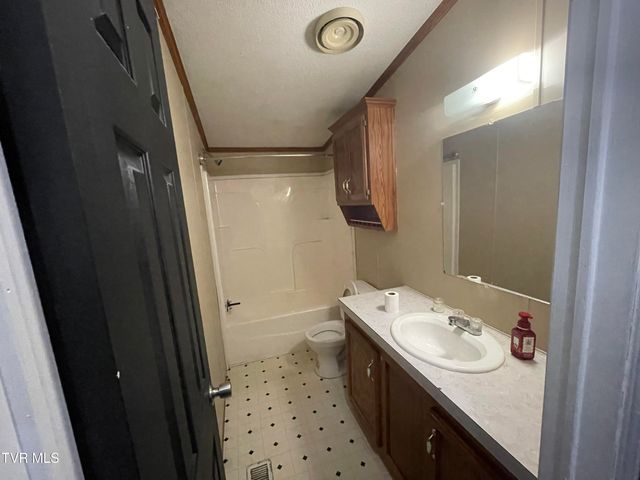 8893 Asheville Highway, Greeneville, TN 37743