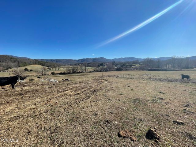 8893 Asheville Highway, Greeneville, TN 37743