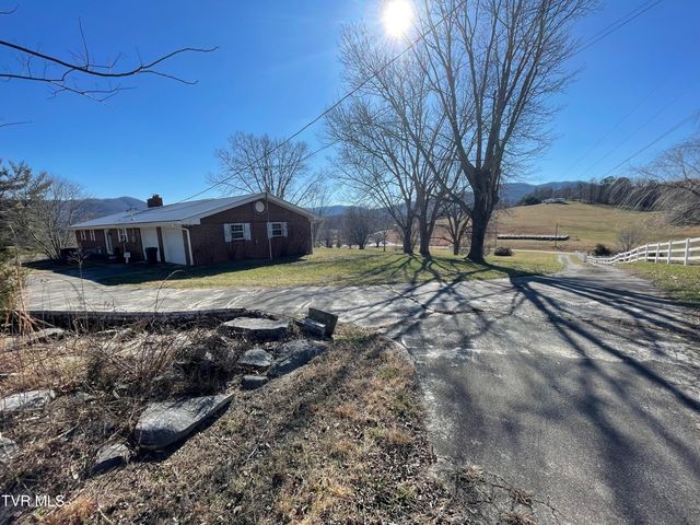 8893 Asheville Highway, Greeneville, TN 37743