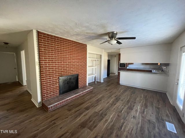 8893 Asheville Highway, Greeneville, TN 37743