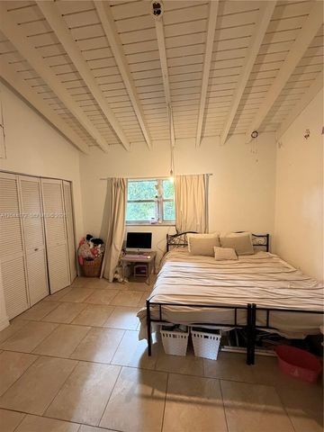 8925 NE 4 Avenue Road 8925, Miami Shores, FL 33138