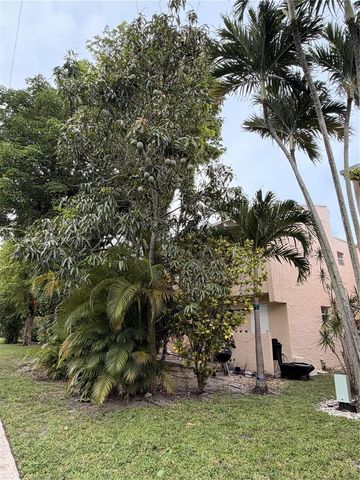 8925 NE 4 Avenue Road 8925, Miami Shores, FL 33138