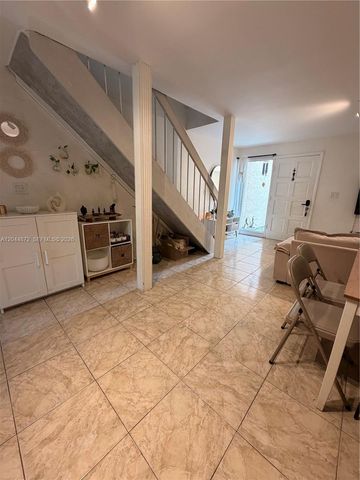 8925 NE 4 Avenue Road 8925, Miami Shores, FL 33138