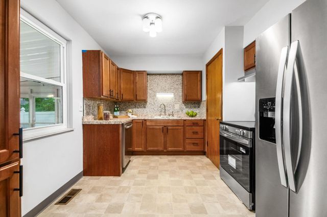 2580 Symington Avenue, Columbus, OH 43204