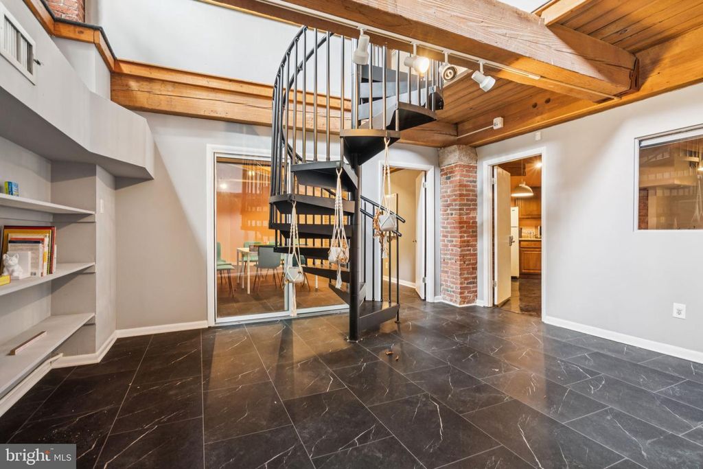 Image 1 of property listing at 115-19 CUTHBERT ST #B, Philadelphia, PA 19106