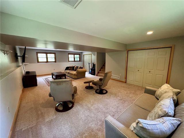 391 Rose Marie Lane, Price Twp, PA 18302
