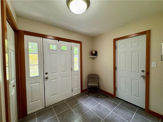 391 Rose Marie Lane, Price Twp, PA 18302