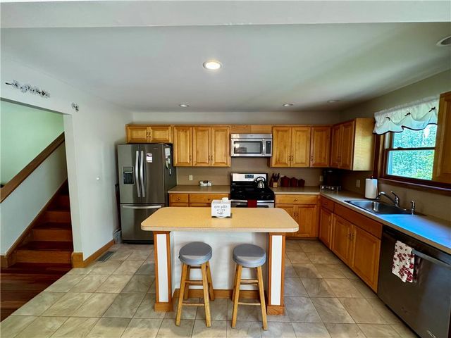 391 Rose Marie Lane, Price Twp, PA 18302