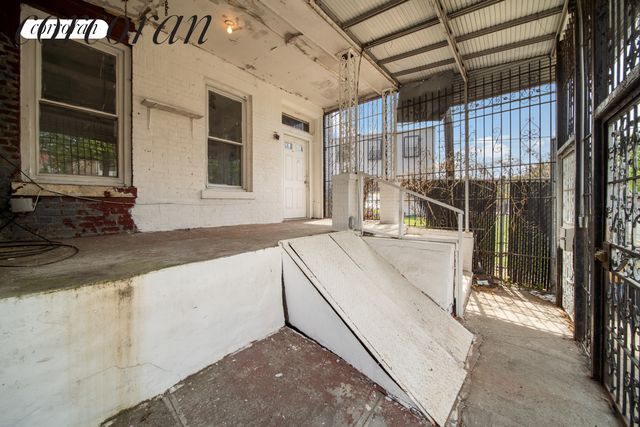 589 Hinsdale Street, New York City, NY 11207