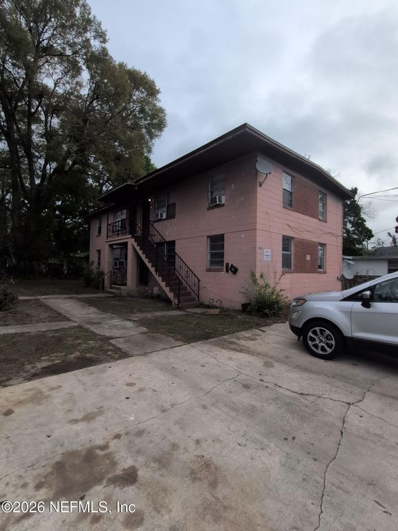 1145 W 25TH Street 1, Jacksonville, FL 32209