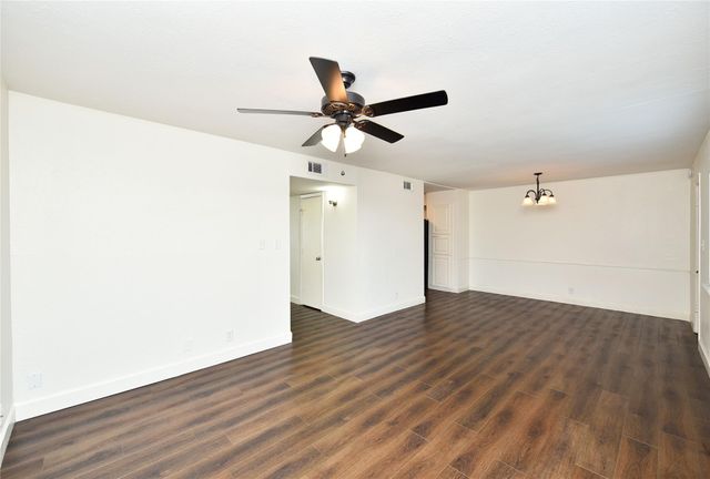 11002 Hammerly Boulevard 57, Houston, TX 77043