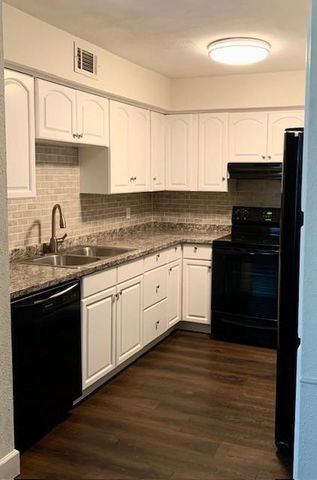 11002 Hammerly Boulevard 57, Houston, TX 77043