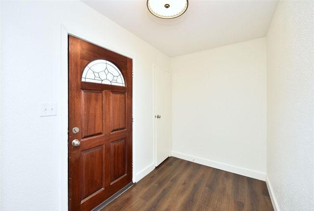 11002 Hammerly Boulevard 57, Houston, TX 77043