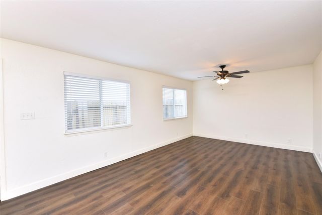 11002 Hammerly Boulevard 57, Houston, TX 77043