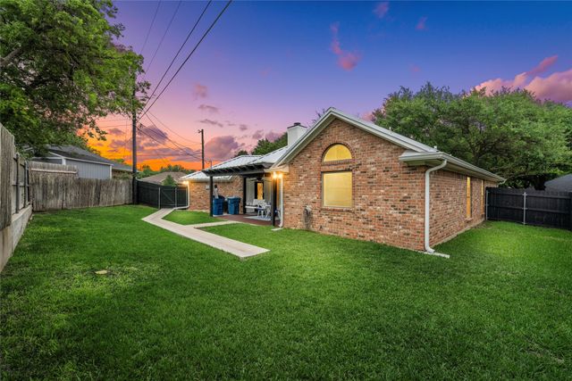 311 Neely Road, Hewitt, TX 76643