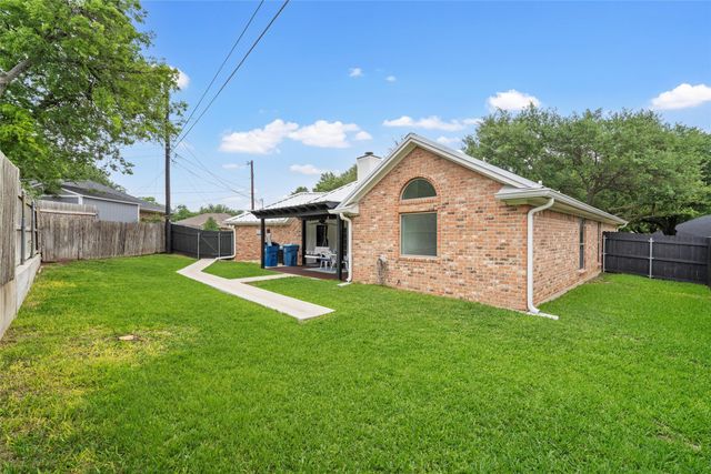 311 Neely Road, Hewitt, TX 76643