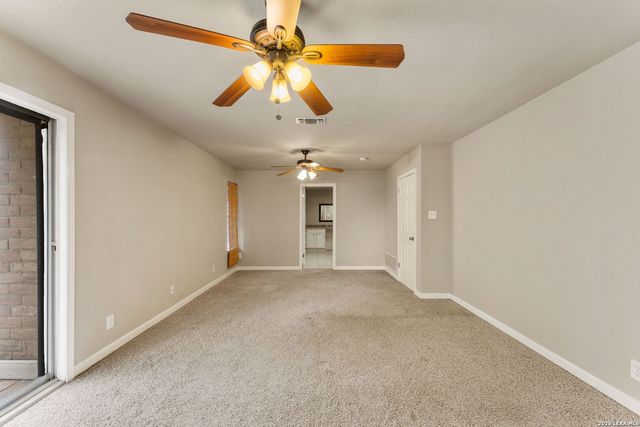 8326 Delphian Dr, Universal City, TX 78148