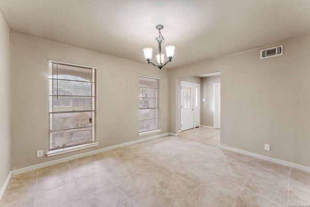 8326 Delphian Dr, Universal City, TX 78148