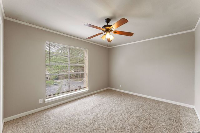 8326 Delphian Dr, Universal City, TX 78148