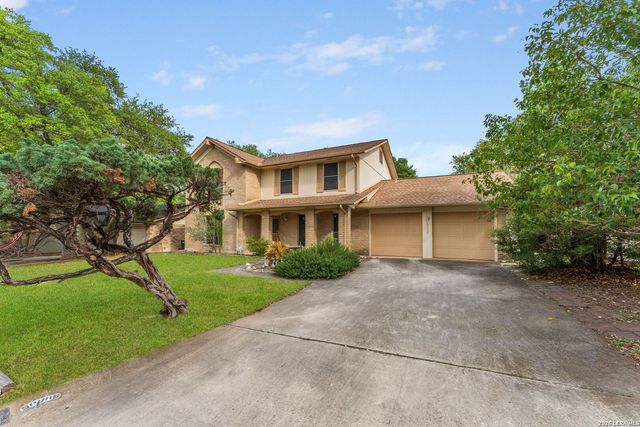 8326 Delphian Dr, Universal City, TX 78148