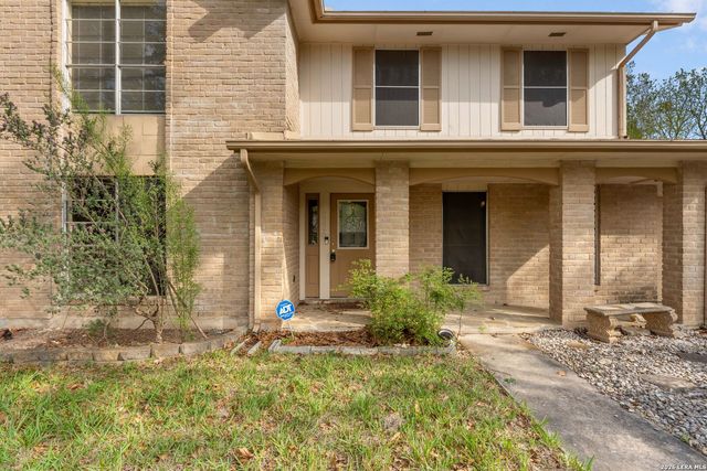 8326 Delphian Dr, Universal City, TX 78148