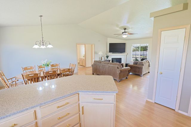 619 E Tara Lee Ave, Medical Lake, WA 99022