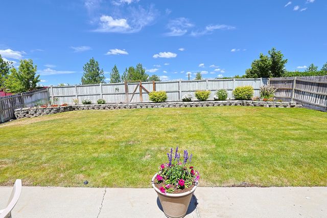 619 E Tara Lee Ave, Medical Lake, WA 99022
