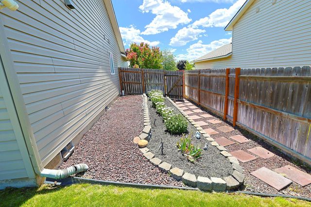 619 E Tara Lee Ave, Medical Lake, WA 99022