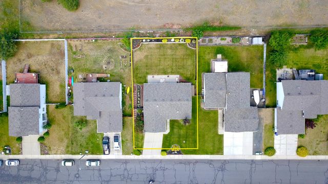 619 E Tara Lee Ave, Medical Lake, WA 99022