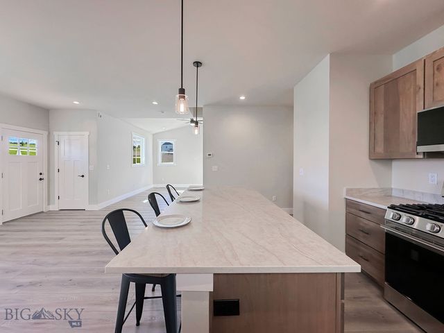 1033 N 14th, Bozeman, MT 59715