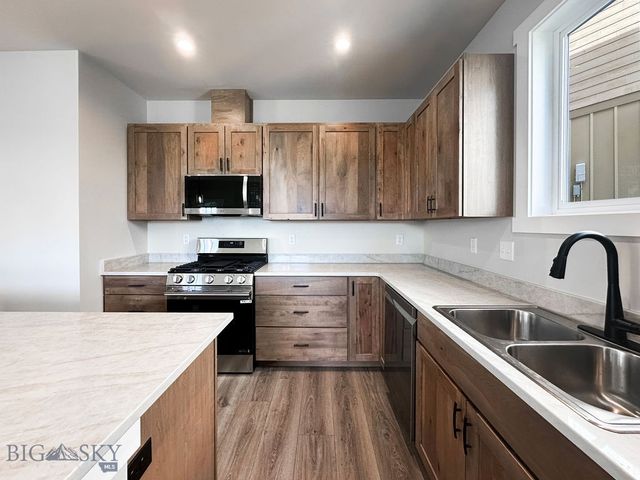 1033 N 14th, Bozeman, MT 59715